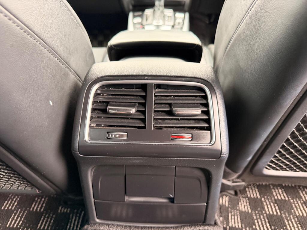 2014 Audi A4 Avant thumbnail 44