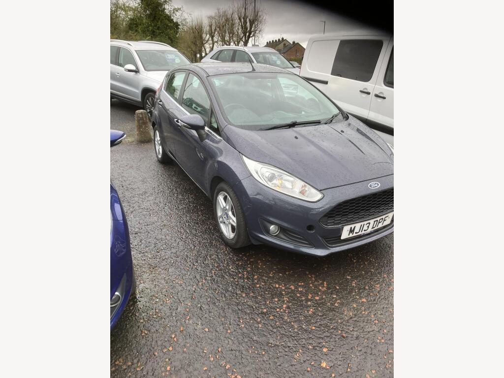 Ford Fiesta Hatchback 1.25 Zetec Euro 5 5dr