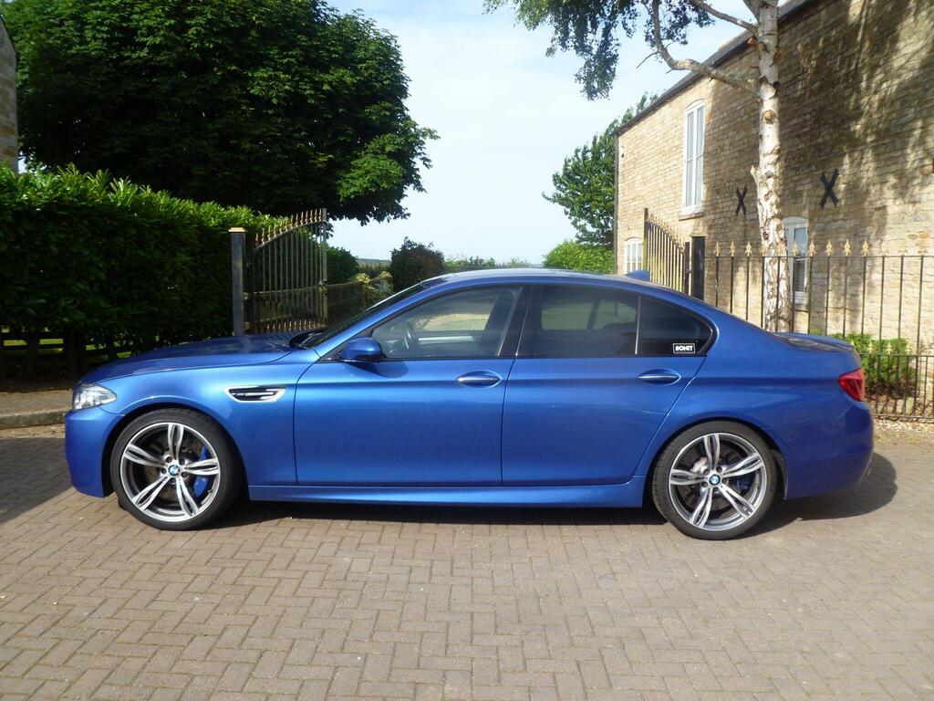 BMW M5 Saloon 4.4 V8 DCT Euro 6 (s/s) 4dr