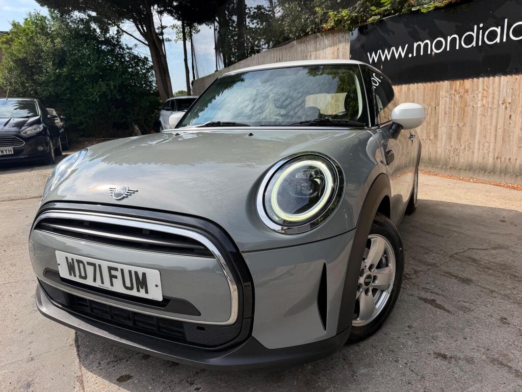 MINI Hatch Hatchback 1.5 Cooper Classic Euro 6 (s/s) 3dr