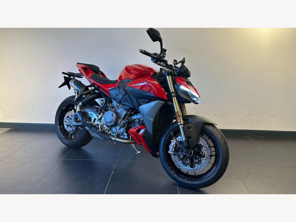 Ducati Streetfighter V2