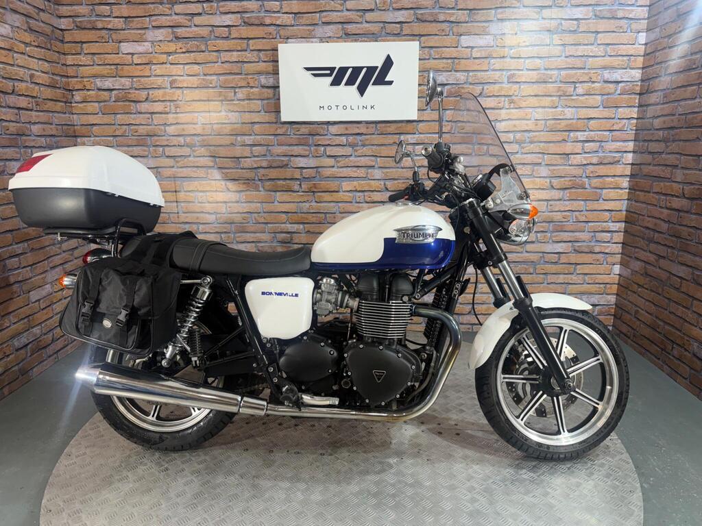 Triumph Bonneville 865