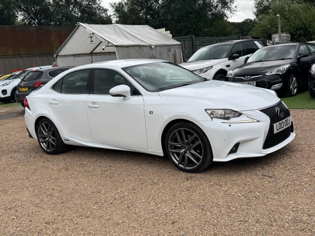 Lexus IS Saloon 2.5 300h F Sport E-CVT Euro 5 (s/s) 4dr