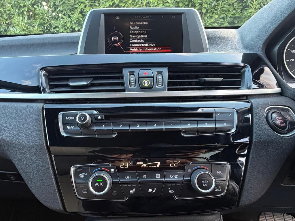 2015 BMW X1 thumbnail 34