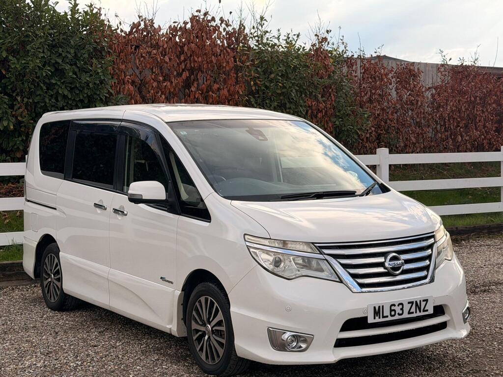 2014 Nissan Serena thumbnail 7