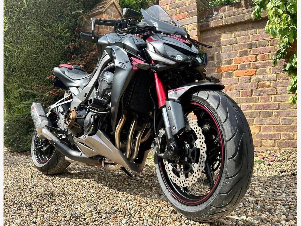 Kawasaki Z1000