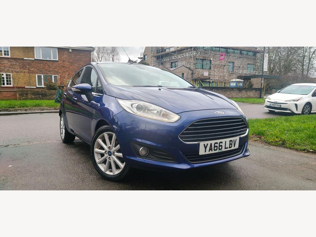 Ford Fiesta Hatchback 1.0T EcoBoost Titanium Powershift Euro 6 5dr