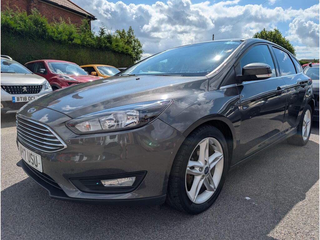 Ford Focus Hatchback 1.0T EcoBoost Zetec Edition Euro 6 (s/s) 5dr