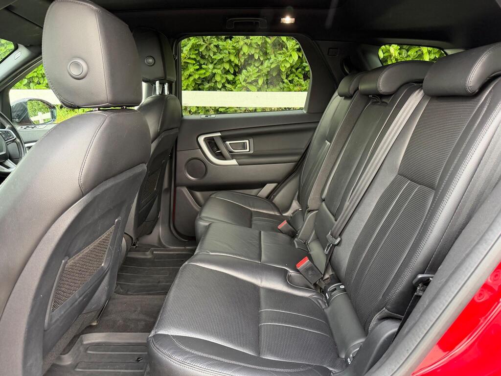 Land Rover Discovery Sport 2.0 Si4 HSE Auto 4WD Euro 6 (s/s) 5dr thumbnail 17