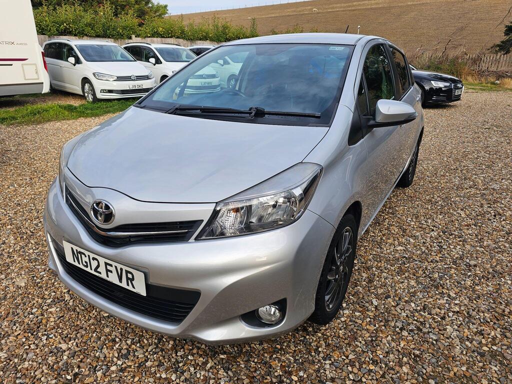 Toyota Yaris Hatchback 1.33 Dual VVT-i Trend Euro 5 5dr