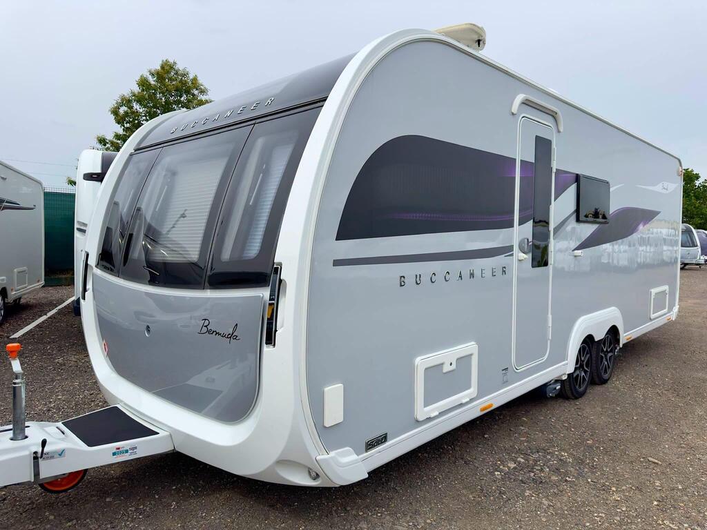 Buccaneer Bermuda Tourer E&P Automatic Leg Levelling & dome satellite