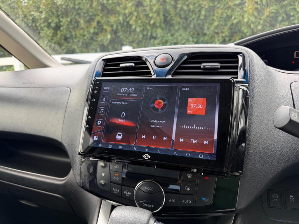 2014 Nissan Serena thumbnail 32