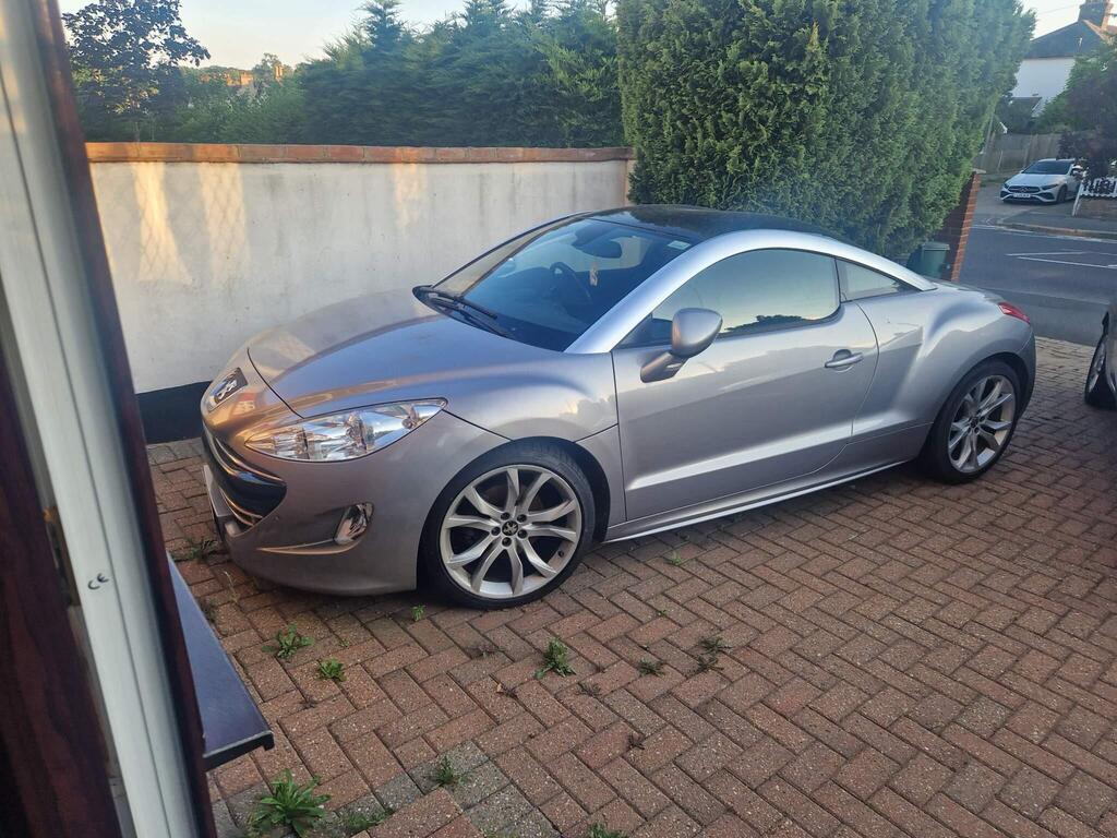 Peugeot RCZ