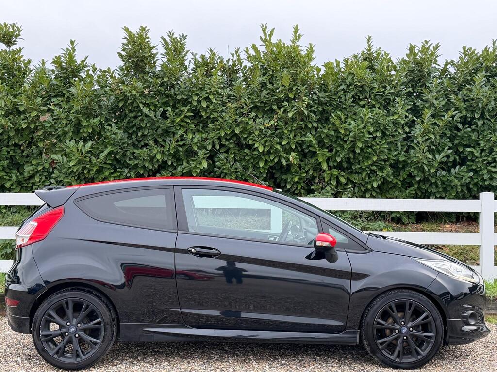 Ford Fiesta 1.0T EcoBoost Zetec S Euro 6 (s/s) 3dr thumbnail 9