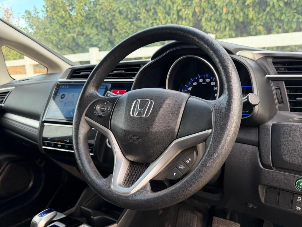 2014 Honda Jazz thumbnail 27