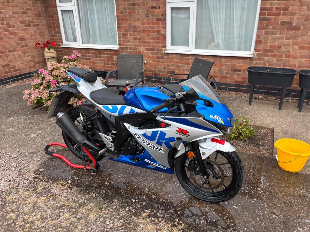 Suzuki GSX-R125