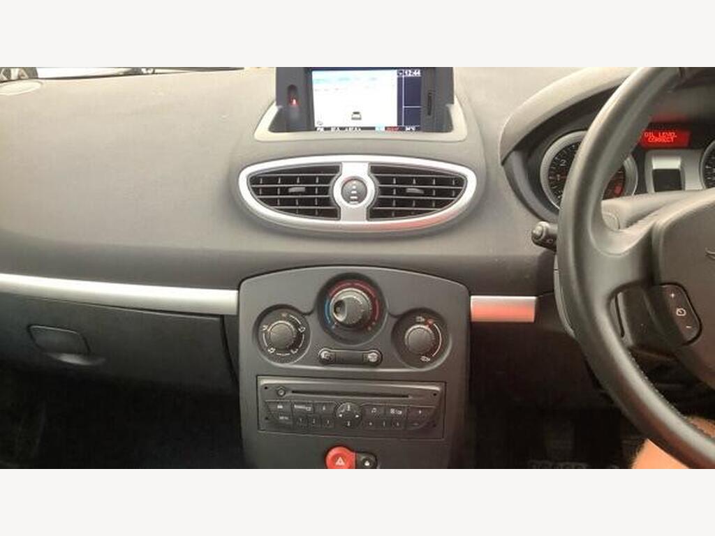 2011 Renault Clio thumbnail 8