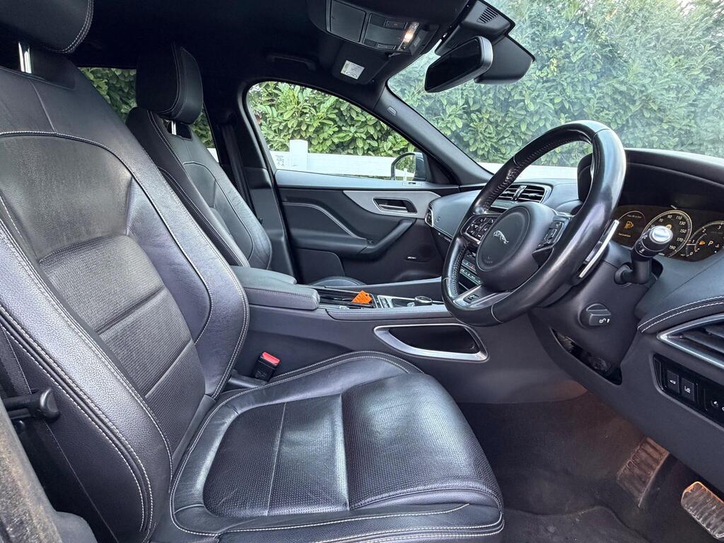 Jaguar F-PACE 2.0 D180 R-Sport Auto AWD Euro 6 (s/s) 5dr thumbnail 19