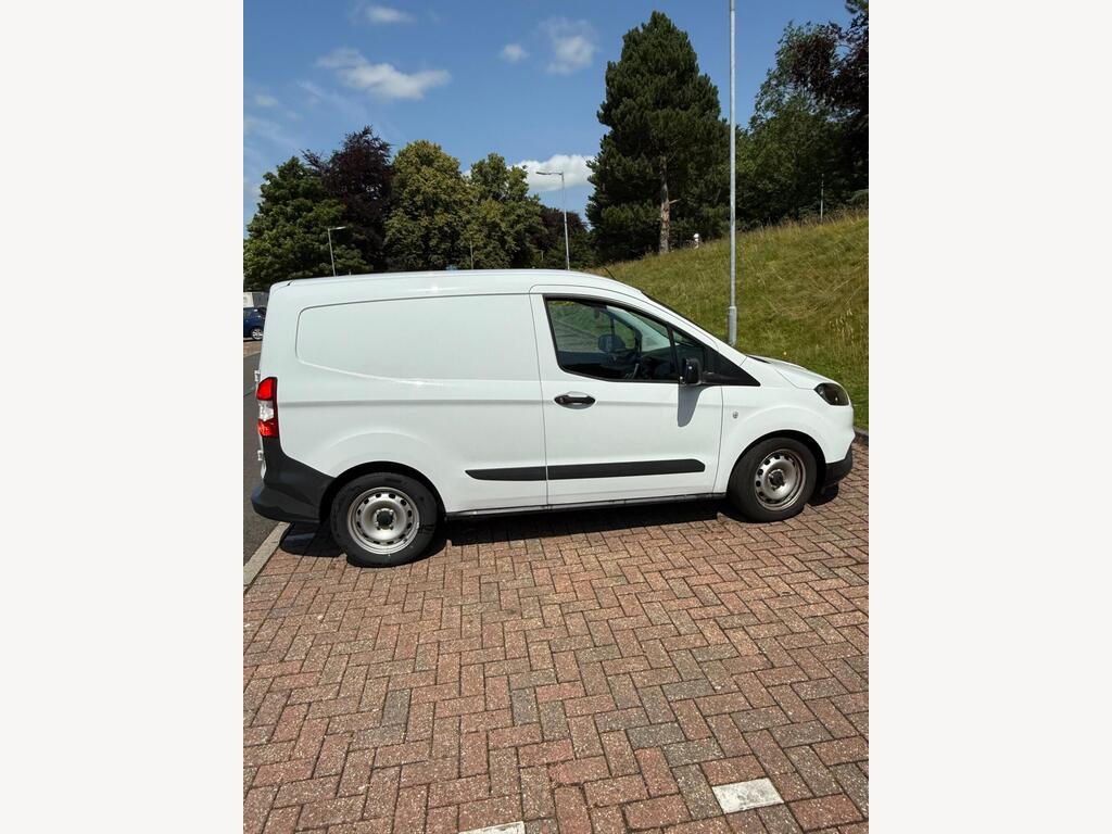Ford Transit Courier