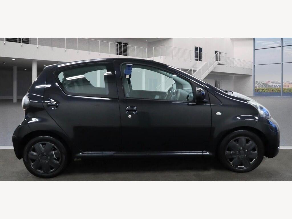 2012 Toyota AYGO thumbnail 5