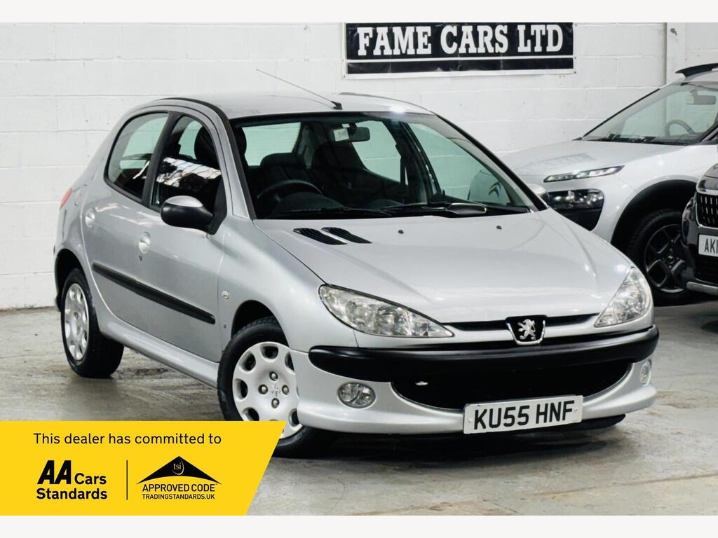 Peugeot 206 Hatchback 1.4 8v S 5dr (a/c)