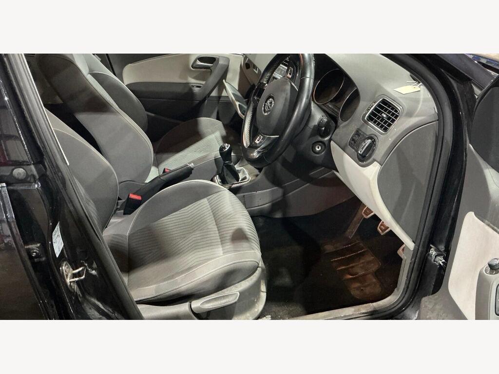 2015 Volkswagen Polo thumbnail 7