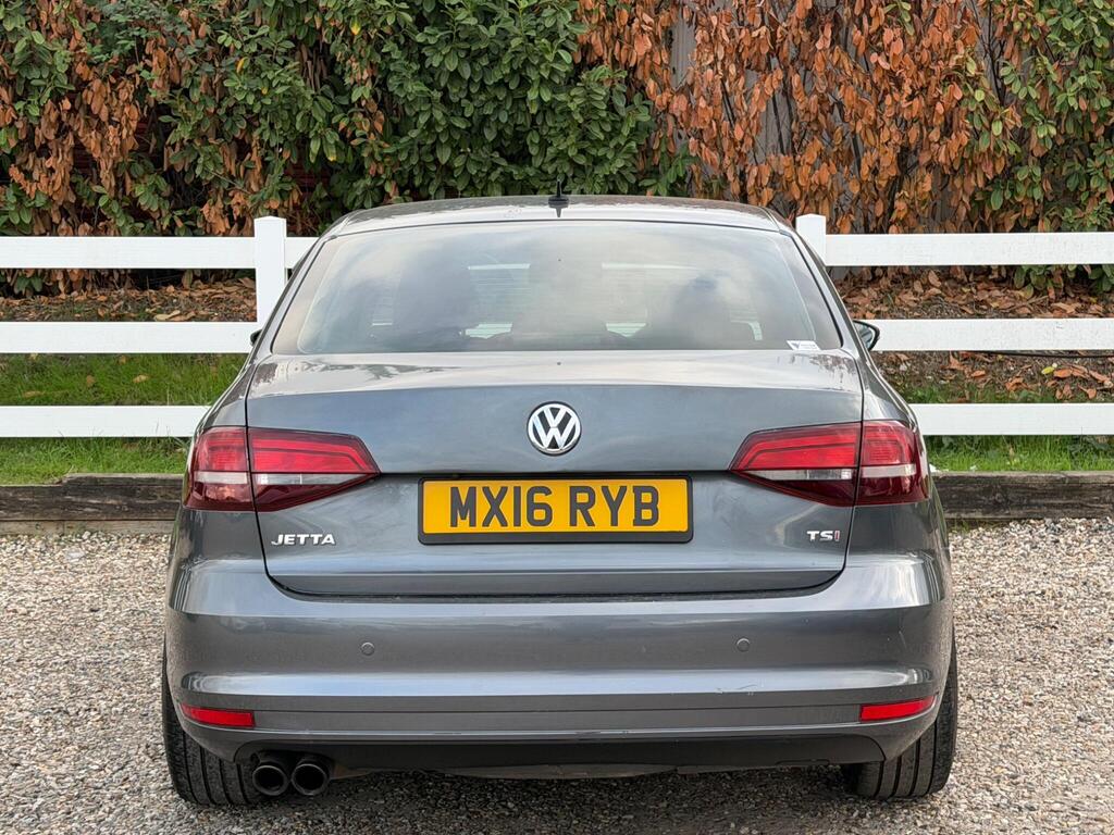 2016 Volkswagen Jetta thumbnail 11