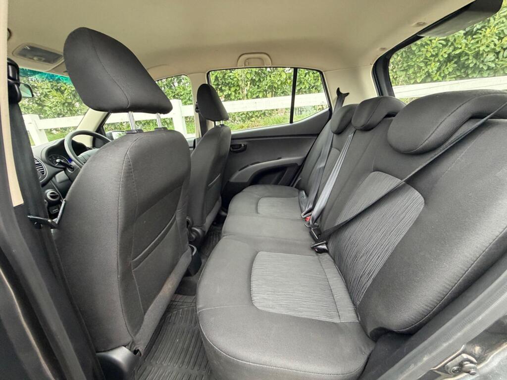 2012 Hyundai i10 thumbnail 19