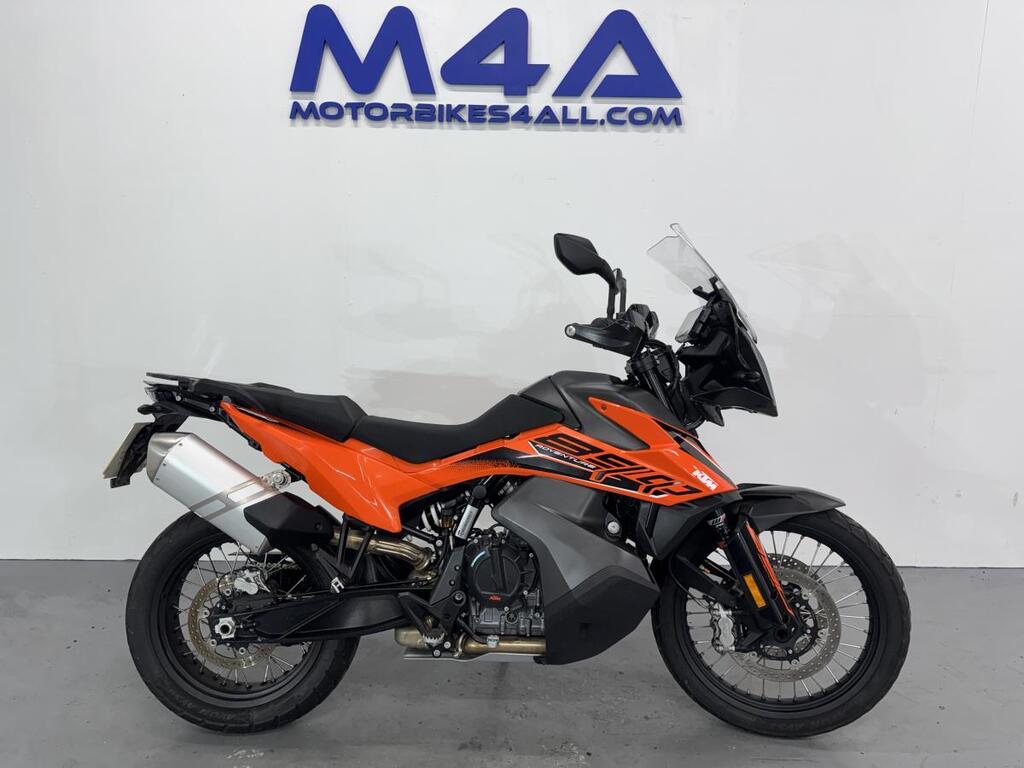 KTM 890 Adventure