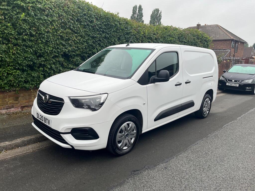 Vauxhall Combo Panel Van 1.5 Turbo D 2300 Sportive L2 H1 Euro 6 (s/s) 4dr