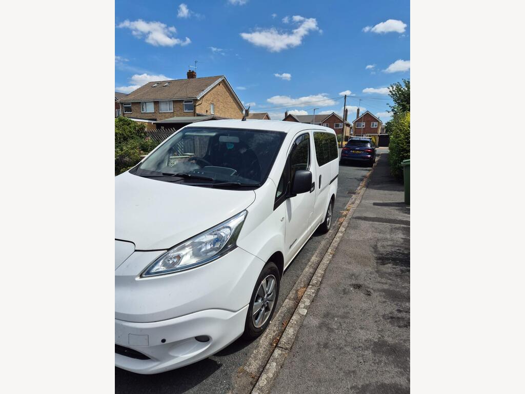 Nissan e-NV200