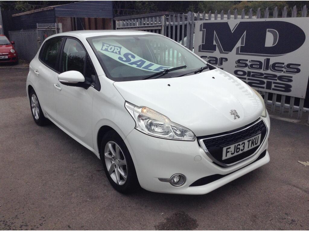 Peugeot 208 Hatchback 1.2 VTi Active Euro 5 5dr