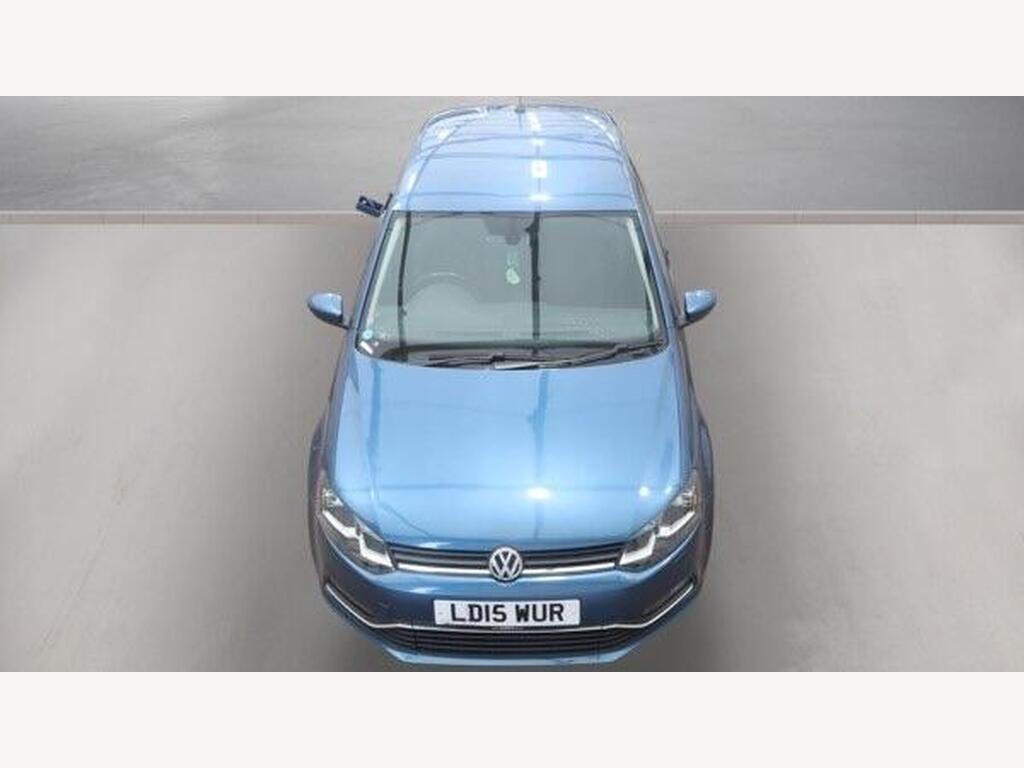 2015 Volkswagen Polo thumbnail 2