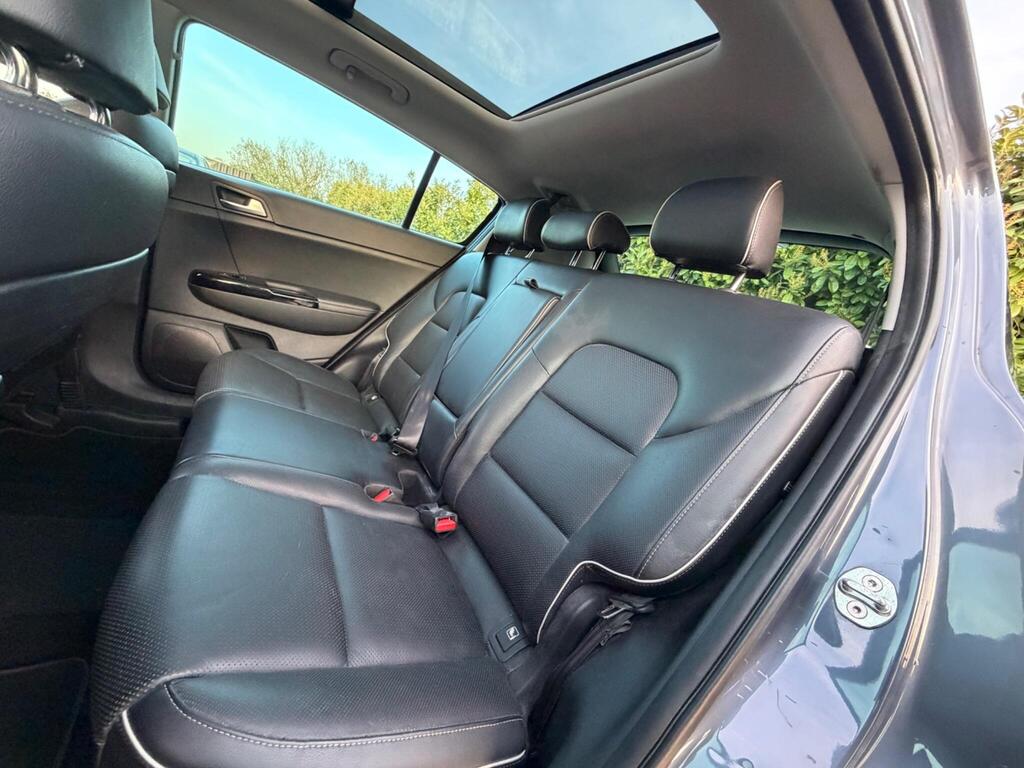 2017 Kia Sportage thumbnail 23