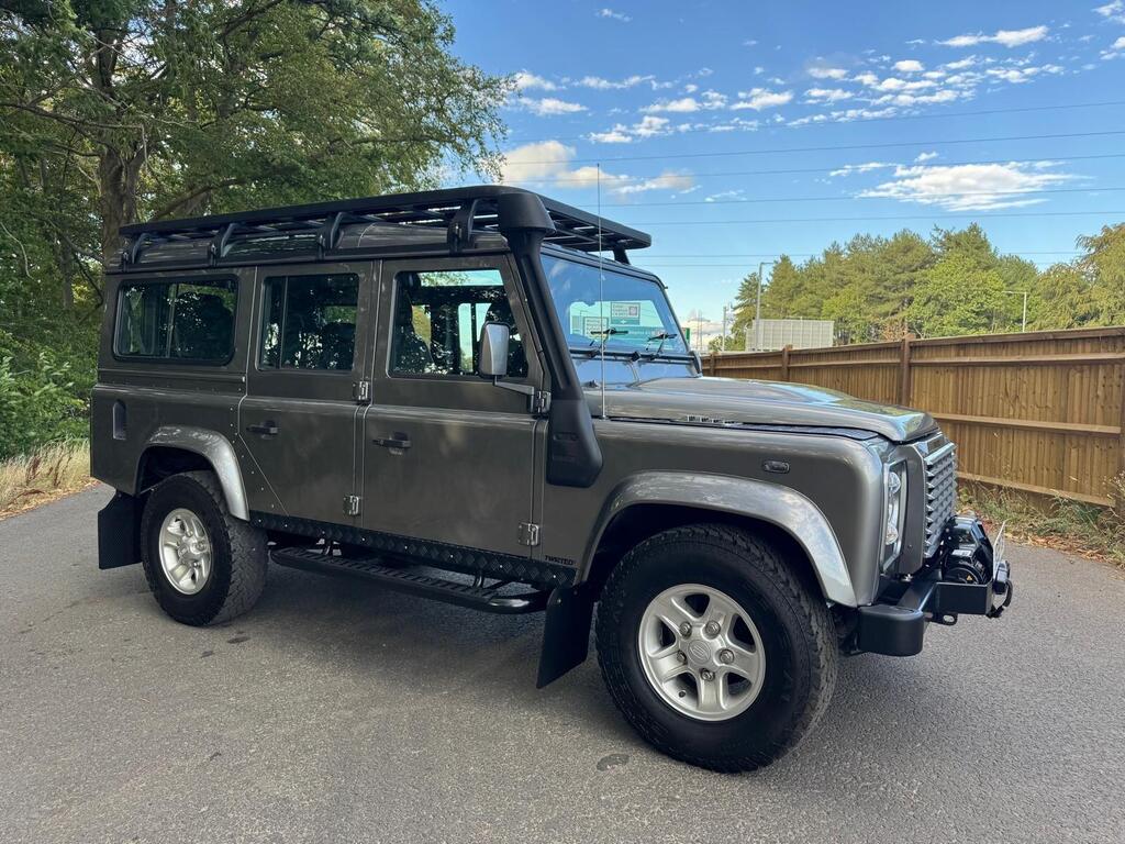 Land Rover Defender 110 SUV 2.4 TDCi XS Station Wagon 4WD MWB Euro 4 5dr
