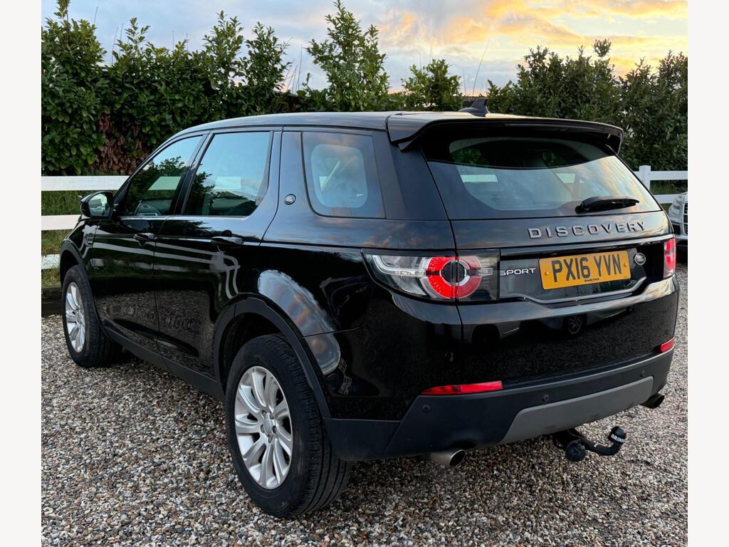 2016 Land Rover Discovery Sport thumbnail 5