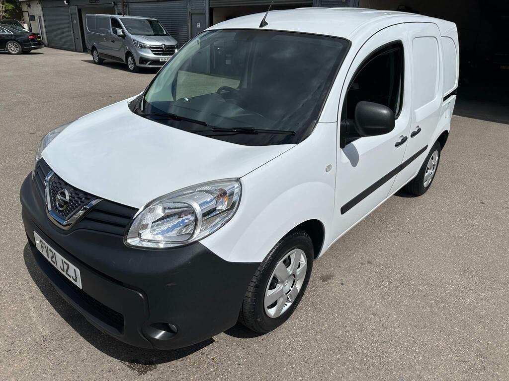 Nissan NV250