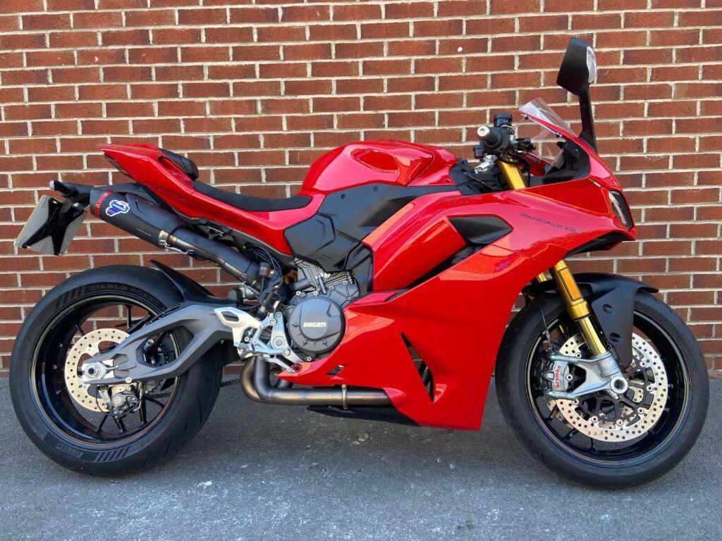 Ducati Panigale V2