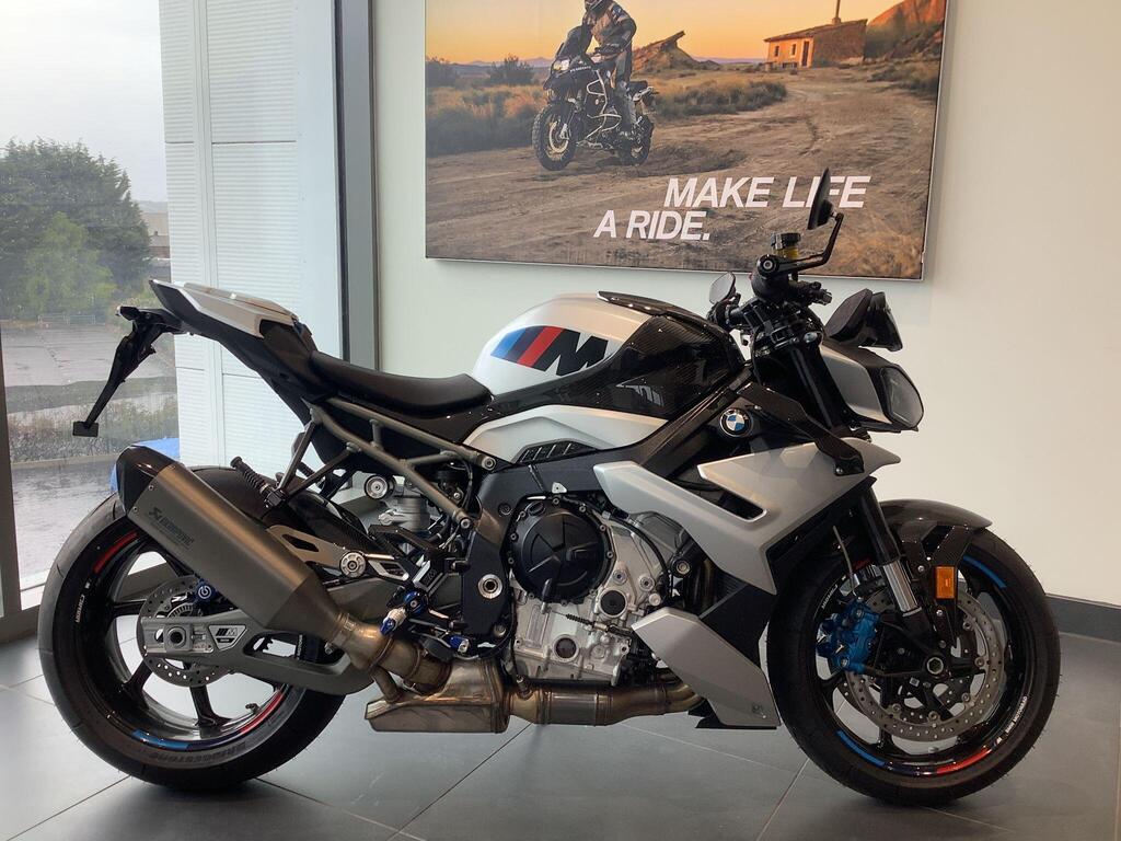 BMW M 1000 R