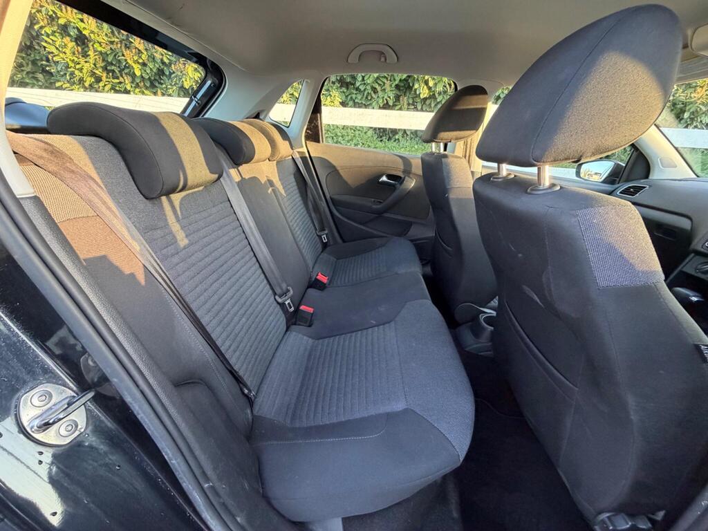 2010 Volkswagen Polo thumbnail 19