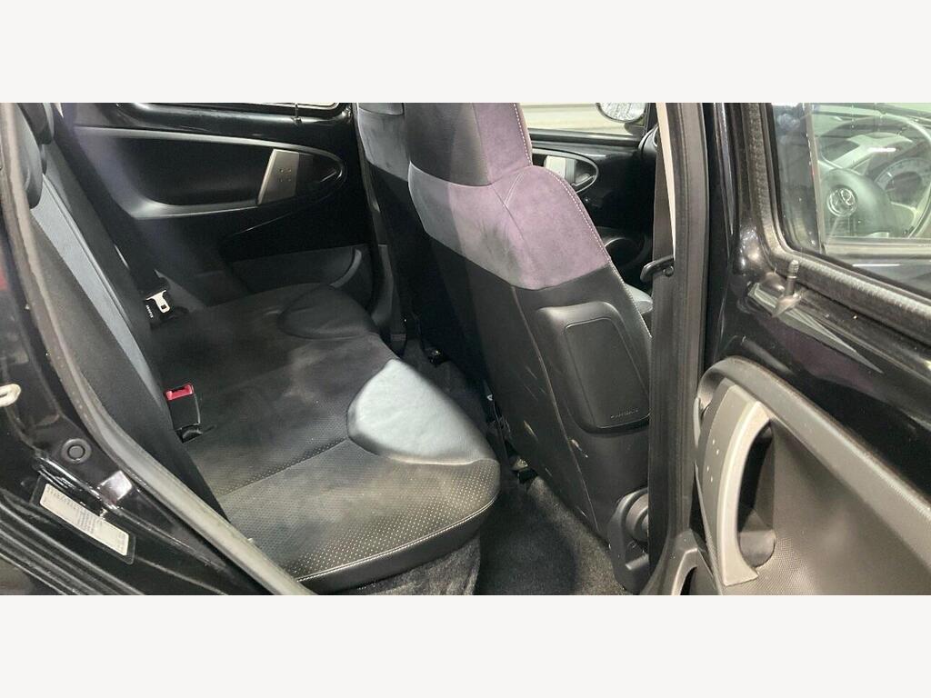 2012 Toyota AYGO thumbnail 9