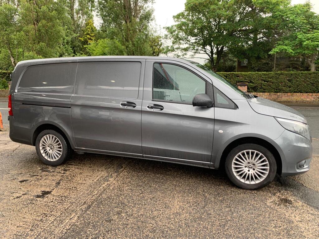 Mercedes-Benz Vito Panel Van 2.0 114 CDI Premium G-Tronic RWD L2 Euro 6 (s/s) 5dr (LWB)