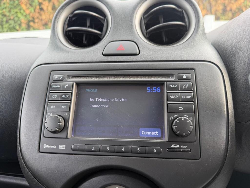 2012 Nissan Micra thumbnail 30