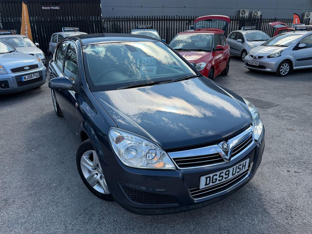 Vauxhall Astra Hatchback 1.6i Active Plus 5dr