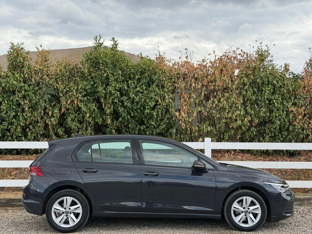 2023 Volkswagen Golf thumbnail 14