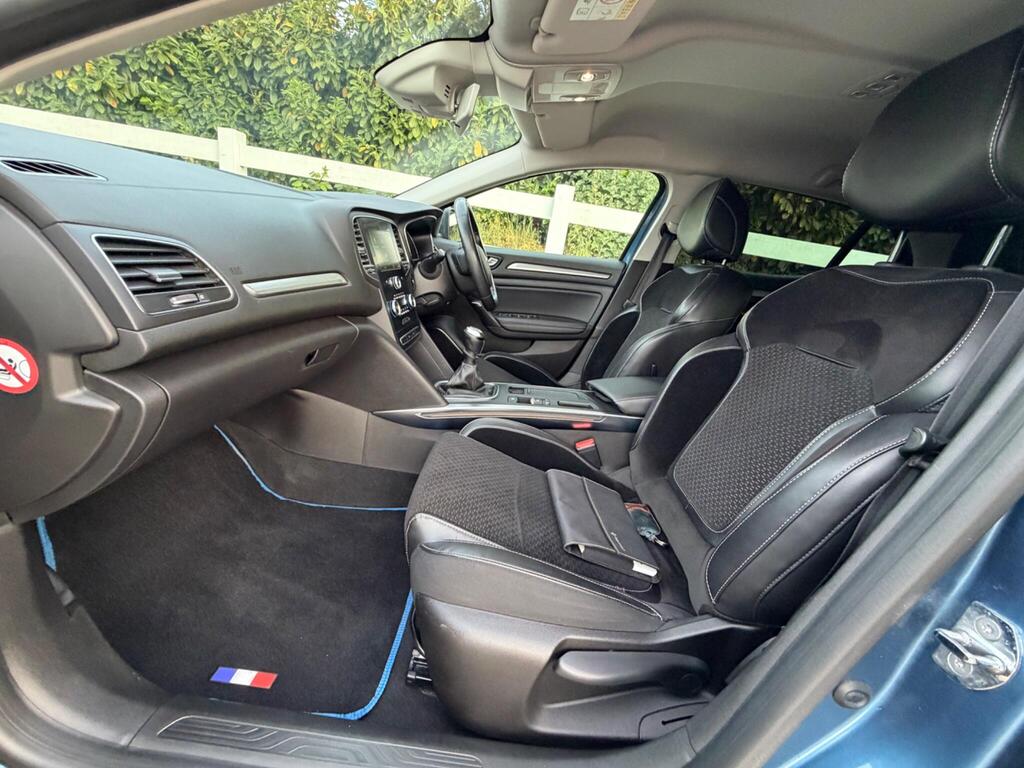 2016 Renault Megane thumbnail 30