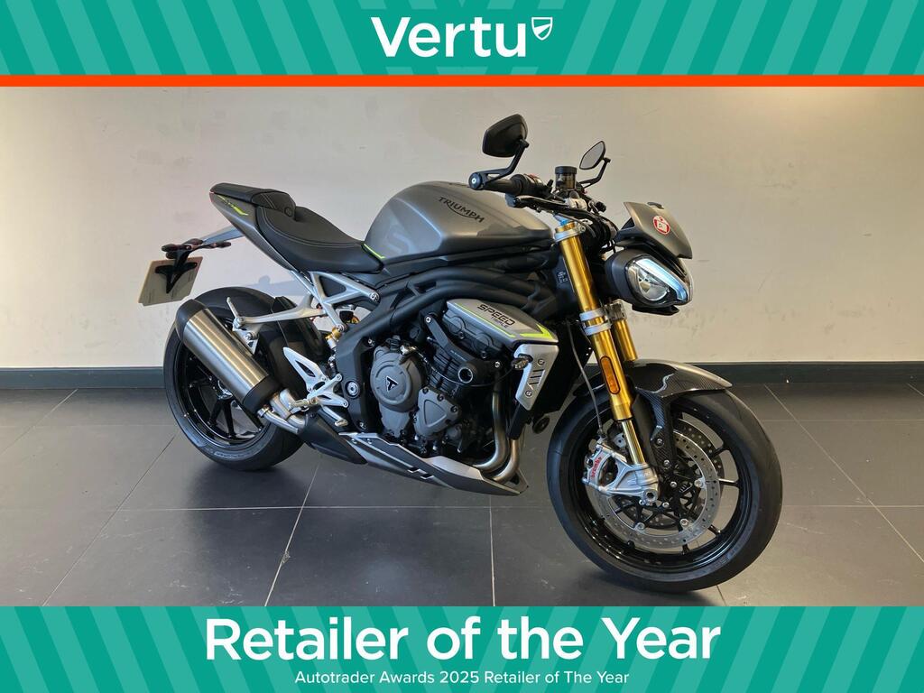 Triumph Speed Triple 1200