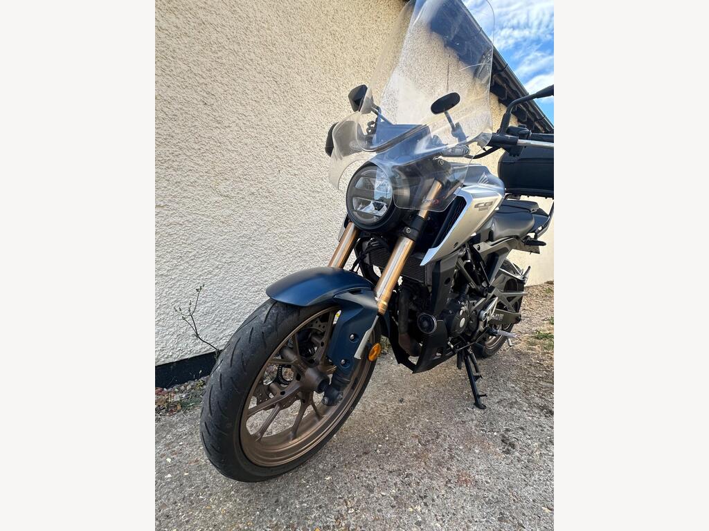 Honda CB125R
