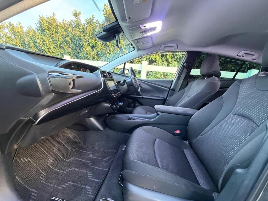 2019 Toyota Prius thumbnail 29