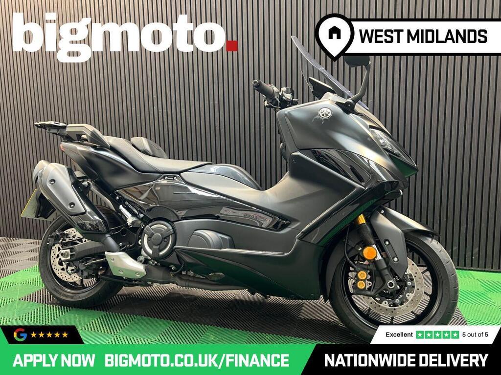 Yamaha TMAX 560
